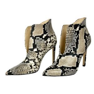NWOB Nine West Tila Women Snakeskin High Heel Leather Ankle Booties size 5